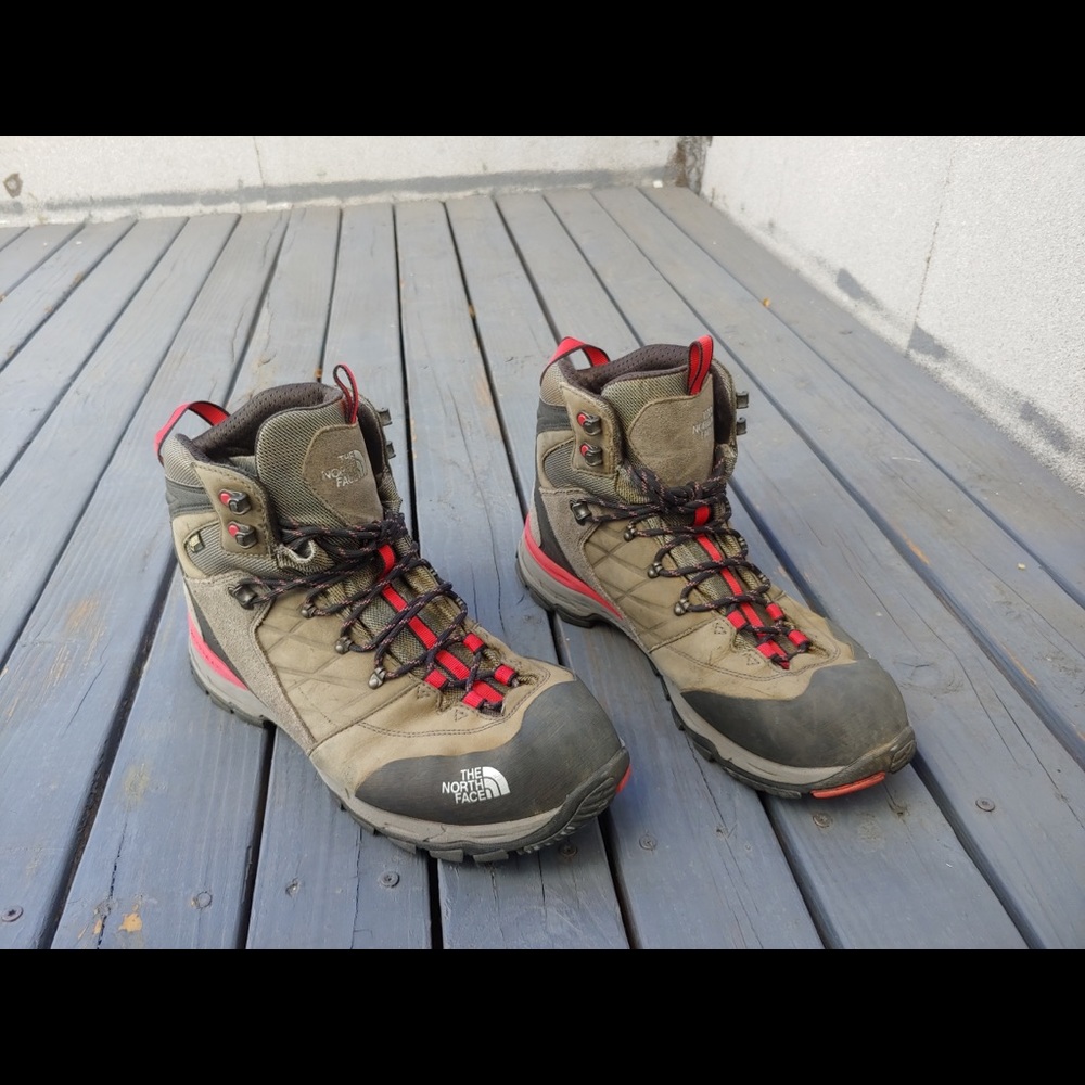 Men’s North Face Hiking Boots